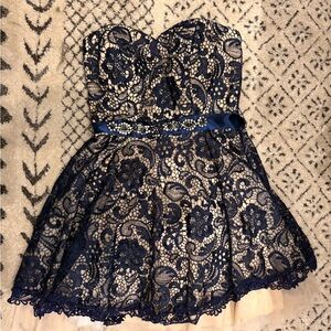 Elegant Strapless Navy Lace Dress